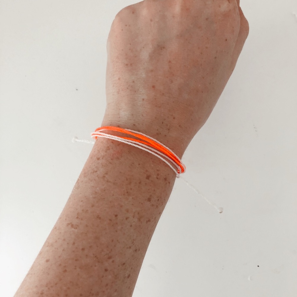 homemade puravida bracelet